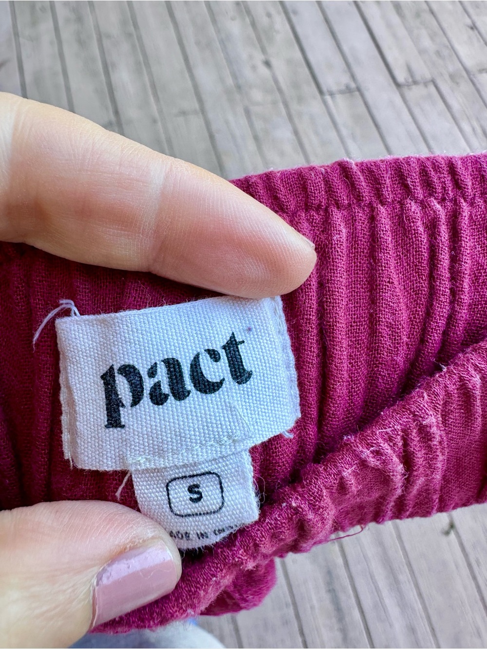 Pact Organic Cotton Red Pull On Pants Wide Leg Cropped Size Small - Picture 5 of 6
